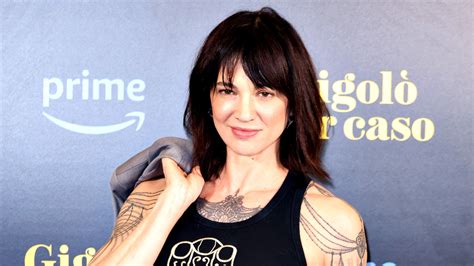 asia argento nuda|Asia Argento nuda su Instagram: lamara riflessione per i 48 anni ...